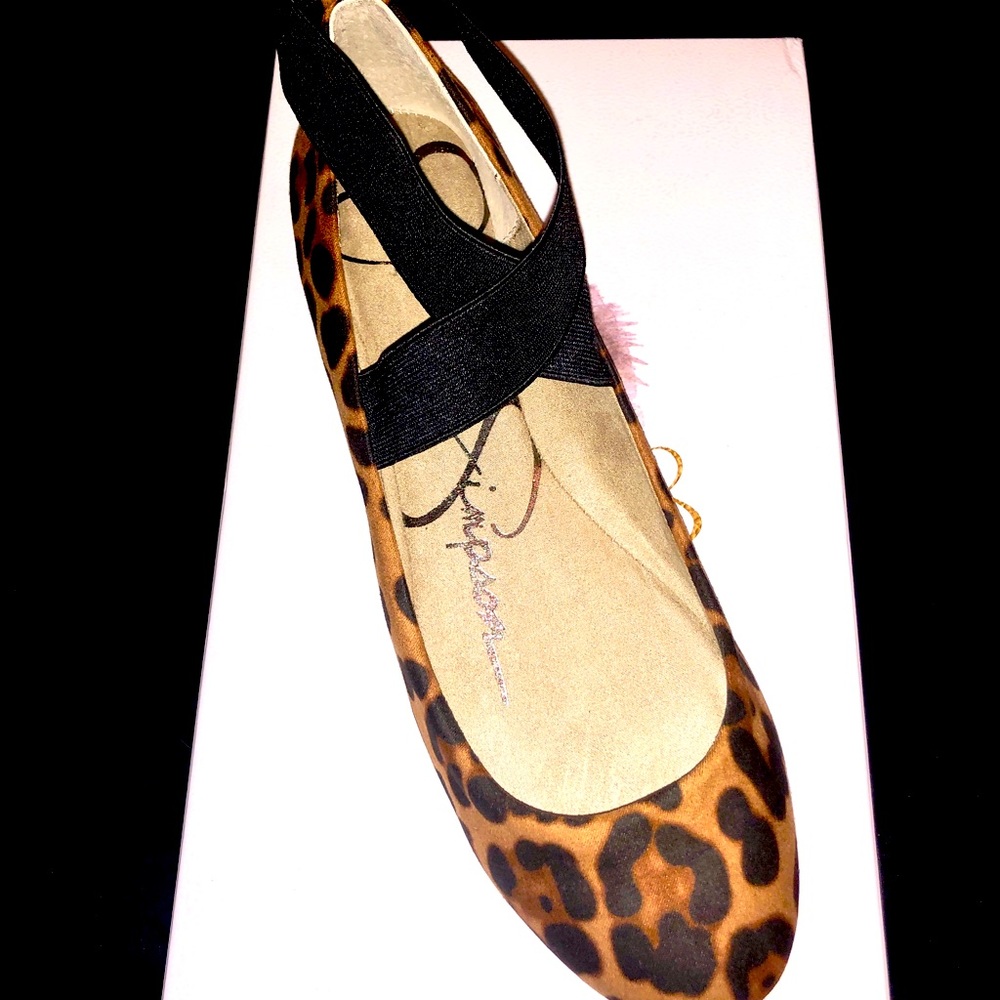 Jessica Simpson leopard ballet flat shoe